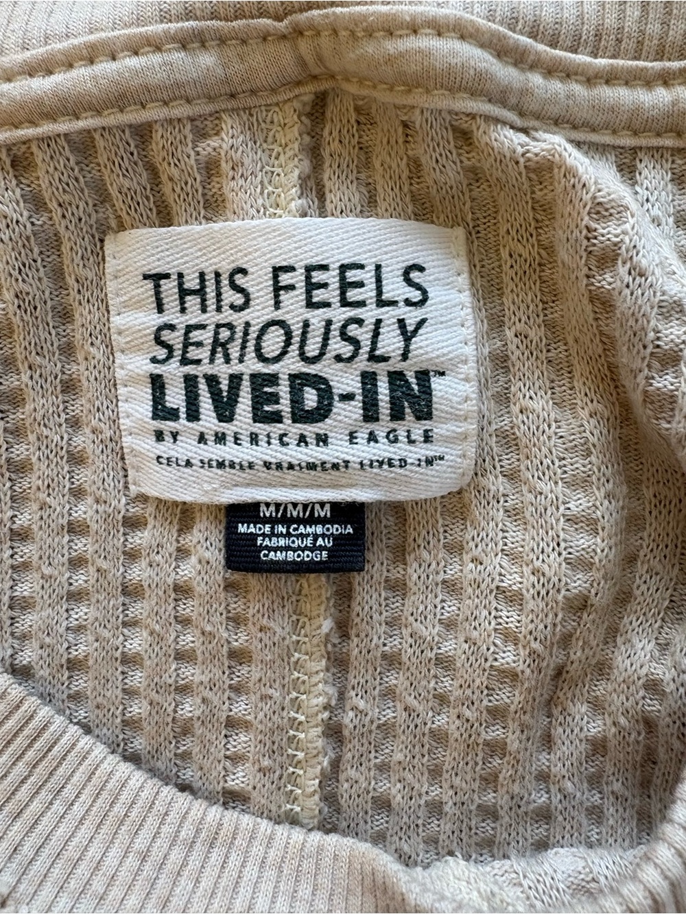 American Eagle Outfitters Cream Waffle-Knit Crewneck with Brown NYC Graphic - Picture 3 of 4
